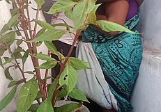 Priyanka porn aunty gives super blowjob in dorm