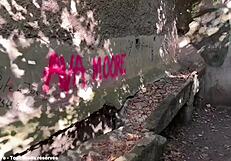 plan suce sauvage dans les d�combres avec 10 inconnus je finis d�goulinante de sperme partout