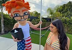 Pool cleaning turns into deep pleasing for sona?