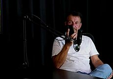 Carlos Urach discusses Andressa Urach's party