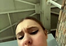 Crazy 18+ teen squirting while training in the gym 😍