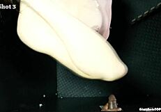 thats how you do gloryholes with cum in mouth and swallow