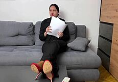 horny female boss drops pantyhose for employee pussy worship