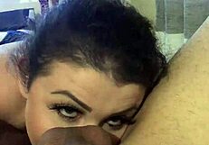 Kelly Lambendo Bolas Do Marido Beijo Grego