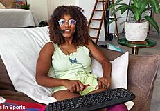 Gets Jenna Horny Watch Full Scene At Http Zzfull Com G