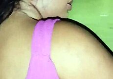 Thai neighbor Thais enjoys a casual visit