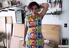 Horny stepmom savana styles and stepson fucking inside the garage