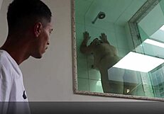 Enteado novinho fodeu a madrasta rabuda ao sair do banho video completo no red sheer