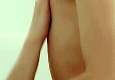 Lola Belluccijev fant strastno jebe njeno ritko v erotičnem spodnjem perilu s igračami in spermo na riti - Letsdoeit