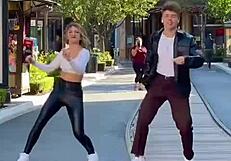 Sexy Blonde Babe Dances In Leggings