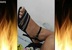 Jade Spectacular Brunette Teases Tight Pussy in Fishnets