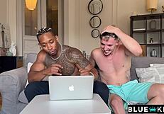 contratamos una striper nos pone muy cachondos y acabamos follando y haci�ndole dp