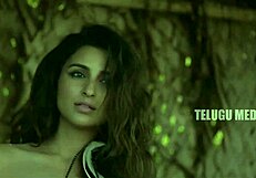 Parineeti Chopra Hot And Sexy Photoshoots On Seaside!