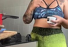 wife pretends to cook online but really flashes her pussy