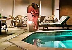 Marido Cuckold Filmou O Dotado Transando Com A Esposa E Amiga