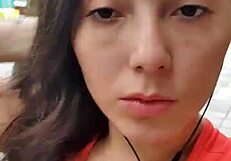 Latina flaunts bare pussy in public outdoor stroll