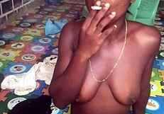 Crazybitch twerking naked then enjoyed fucking her big dildo in both ass and pussy?