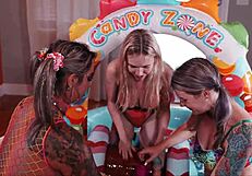 Squirting sluts fist asses and fuck faces!!