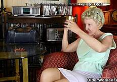 nyloned business women kali and dalny relax together