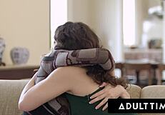 Victoria Voxxx Meets Serbian Babe Cherry Kiss For Sensual Pussy Licking