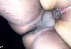 Daniela se come una pinga dura y pide que le den sin parar hasta botar su liquido cremoso y blanco