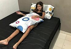 descubro a mi hermanastra peque�a masturb�ndose en su cuarto y le ayudo y me la follo duro - historia ompleta in this homemade taboo story.