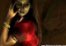 Sensual loving and romantic beauty from india solo