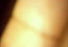 mi vecina super cachonda termina en mi cama