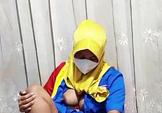 hijab girl masturbates before work at indomaret!