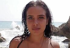 Fucking Stepsister On Beach With Bathers Watching