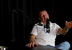 O Cu É Uma Fruta Gostosa, Gosta De Bater. Assistiu O Filme Da Filha, O Neto Poderia Trabalhar De Outras Maneiras E O Fetiche E A Loucura - Carlos Urach Watch On Sheer Red