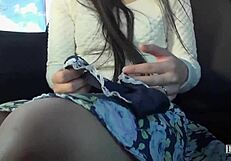 出演 望月希美 奥さん、今はいてる下着を買い取らせて下さい！〜マンコ臭が染み付いた下着〜 2