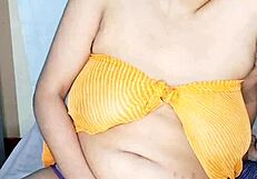 Big boobs desi hot indian bhabhi