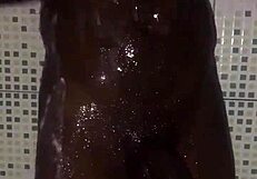 quick masturbation round before shower!