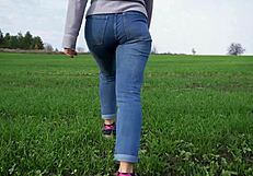 Milf With Phat Ass Teases Outdoors In Tight Jeans