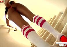 Marie luv's quick solo tease