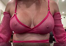 Artemisia Love's Italian MILF Tits Bounce Provocatively In Session