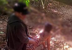 wife giving to stranger on the trail of 4