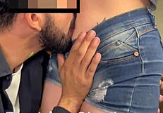 I absolutely adore this cute belly button close-up