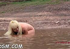 brunette bombshell delivers sloppy deepthroat and hardcore pounding