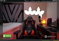 damn my big teen ass jiggles so much i cant stop shaking it for the camera