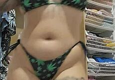 i wanna twerk ass on thick cock for cuck munch