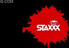 i'm so horny my man ignores me so i rub my wet pussy solo