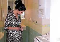 Curvy antonia sainz and foxxi black tease legs before stuffing toys in wet pinks