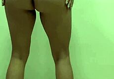 Sexy Latina Amateur Dances Teasing Her Young Curves