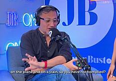 Ever wonder how kinky Colombian Mayraoficial squirts wildly on the sybian in Juan Bustos podcast?