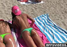spring breaker babe spots beach guy and fucks him hard