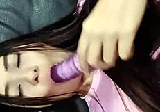 la amiga de mi madre chupándomela como loca, ¿la grabo?