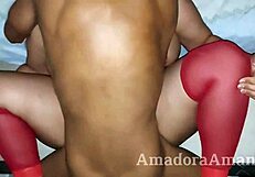 quer foder essa puta infiel na cama do corno?