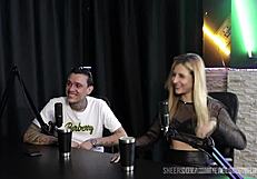 loira yasmin pariz slurps skinny cock till drooling